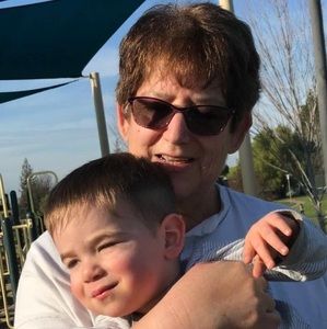 Meet your Posher, Ellen